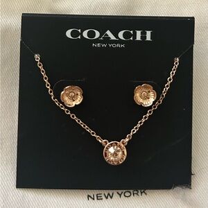 Coach Gold Floral Jewelry Set